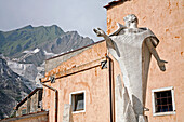 Statue To The Victims Amongst The Marble Workers, Village Of Colonnata In The Heart Of The White Marble Quarries, World Marble Capital, Carrara, Tuscany, Italy