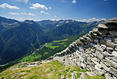 Steinmauer am Piz Bombögn, Val di Campo, Tessiner Alpen, Tessin, Schweiz