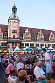 Veranstaltung auf dem Marktplatz, Altes Rathaus, Leipzig, Sachsen, Deutschland
