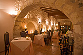 Restaurant im Son Amoixa Vell Hotel Rural, nahe Manacor, Mallorca, Balearen, Spanien, Europa