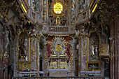 Innenansicht der Asamkirche, offiziell St. Johann Nepomuk. Sie wurde von 1733–1746 von den Brüdern Asam, Cosmas Damian Asam und Egid Quirin Asam errichtet, München, Bayern, Deutschland, Europa
