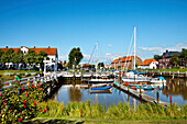 Boote im Hafen, Tönning, Schleswig-Holstein, Deutschland