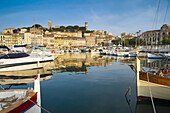 France Provence-Alpes-Côte d´Azur Cannes Old Town Le Suquet Vieux Port Old Harbour