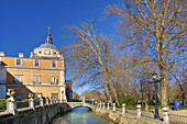 Jardín de la Isla y Palacio Real en Aranjuez. Madrid