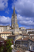 Iglesia monolítica de San Emilion. Francia. Europa.