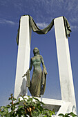 Chipiona Cádiz España - Monumento a la cantante Rocío Jurado en su pueblo natal de Chipiona Monument to the singer Rocio Jurado in their native town of Chipiona