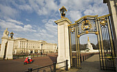 Plaza and fountain in front of Buckinham Palace in London,  England