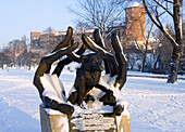 Poland,  Krakow,  monument to dog named Dzok,  winter