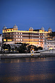India,  Rajasthan,  Udaipur,  Lake Pichola,  Fateh Prakash Palace Hotel