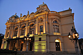 Das Theater Teatr Slowackiego in der Abenddämmerung, Krakau, Polen, Europa