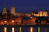 Papstpalast und der Fluss Rhone am Abend, Altstadt an der Rhone, Avignon, Vaucluse, Provence, Süd Frankreich, Europa