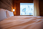 Schlafzimmer, Rocksresort, Laax, Kanton Graubünden, Schweiz