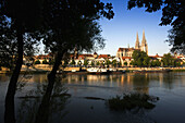 Dom St. Peter cathedral and town in the morning, Regensburg, Bavaria, Germany