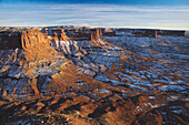 Green River Overlook at sunset in winter, Canyonlands National Park, Moab, Utah, USA