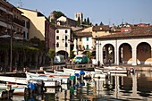 Italy, Lombardy, Lake District, Lake Garda, Desenzano del Garda, Porto Vecchio, old town harbor