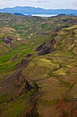 Paisaje volcánico en el suroeste de Islandia