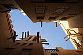 Traditionelles Gebäude in der Madinat Jumeirah, Dubai, VAE, Vereinigte Arabische Emirate, Vorderasien, Asien