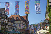 Fachwerkhäuser und Rathaus an Hauptstraße von Wolfach, Kinzigtal, Südlicher Schwarzwald, Schwarzwald, Baden-Württemberg, Deutschland, Europa