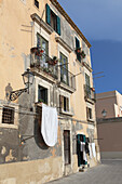 House front in Syracuse on the Ortygia Island, Unesco World Heritage, Province Syracuse, Sicily, Italy, Europe