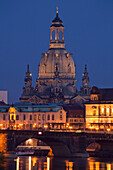 Evening view of the vity with the Augustus Bridge, Frauenkirche, Church of our Lady, Brühl´s Palais, Brühl´s Terrace, Ständehaus, Dresden, Saxony, Germany