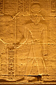Blick auf Relief im Vestibule des Mandulis Tempel von Kalabsha, Assuan, Ägypten, Afrika