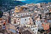 Blick von Santa Maria delle Scale auf Ragusa Ibla, Ragusa, Sizilien, Italien, Europa