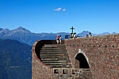 Kapelle Santa Maria degli Angeli (Architekt: Mario Botta), Alpe Foppa, Bergwanderung zum Monte Tamaro, Tessin, Schweiz