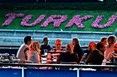 Restaurantschiff auf dem Aurajoki, Restaurant auf einem Schiff am Fluss Aurajoki, Turku, Finnland