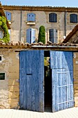 France, Luberon, Vaucluse 84, village de Lauris