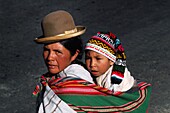 Bolivia, La Paz, Indian woman and child