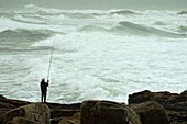 Pescador en la costa, Angler at sea shore, A Guardia, Pontevedra, España
