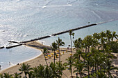 Blick von oben auf Waikiki Beach am Morgen, Honolulu, Oahu, Hawaii, USA, Amerika