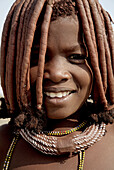 Young woman, Manaculama area, Parque do Iona, Namibe province, Angola