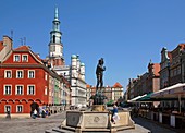Orpheus statue and Town Hall, Old Market Square, Poznan, Poland