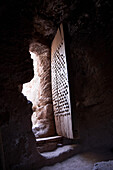 Holztüre einer Felskriche, Lalibela, Äthiopien, Afrika