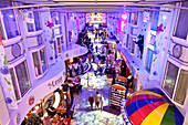 Shopping Promenade, Luxusfährschiff Color Fantasy, Route Kiel-Oslo, Norwegen