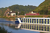 Wasserschloß Schloß Liebig, Stammschloß der Fürsten von der Leyen, Kobern-Gondorf, Mosel, Rheinland-Pfalz, Deutschland, Europa