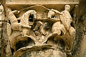 Palace of the kings of Navarre. Capital depicting the fight between the paladin Roland and the Saracen giant Ferragut Estella. Pilgrims Way to Santiago. Navarre. Spain.