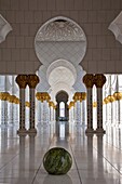 Sheikh Zayed Mosque, Abu Dhabi, UAE (United Arab Emirates)