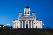 Finland, Helsinki, Senate Square, Senaatintori, Tuomiokirko, Lutheran Cathedral, dusk