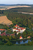 Schloss Derneburg, Derneburg, Niedersachsen, Deutschland