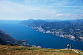 Panorama, Wanderer, Monte Baldo, Malcesine, Gardasee, Venetien, Italien