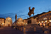 Statue Emanuele Filiberto, Santa Cristina, Kirche San Carlo, Piazza San Carlo, Turin, Piemont, Italien