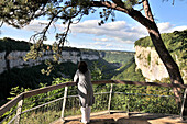 Blick vom Belvedere des Roches auf Baume-les-Messieurs, Jura, Franche Comté, Ost Frankreich, Europa