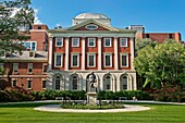 Pennsylvania Hospital, 'Pennsy', is a hospital Philadelphia, Pennsylvania, USA Circa 1756 First hospital in the USA