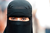 Muslim woman wearing a chador, Kuala Lumpur, Malaysia, Asia