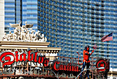 Fassade des City Center auf dem Strip, Las Vegas, Nevada, USA, Amerika