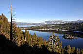 Blick auf Emerald Bay am Lake Tahoe, Nord Kalifornien, USA, Amerika