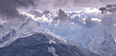 Alpspitze unter Wolken, Wettersteingebirge, Oberbayern, Deutschland, Europa