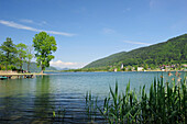 Ossiacher See mit Ossiach, Ossiacher See, Kärnten, Österreich, Europa